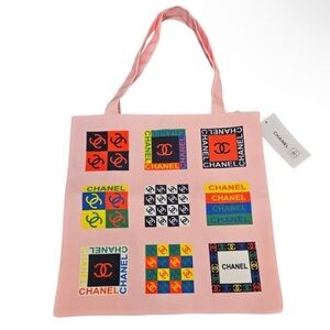 NWT Chanel Beauty Multicolor
Graphic Pink Tote